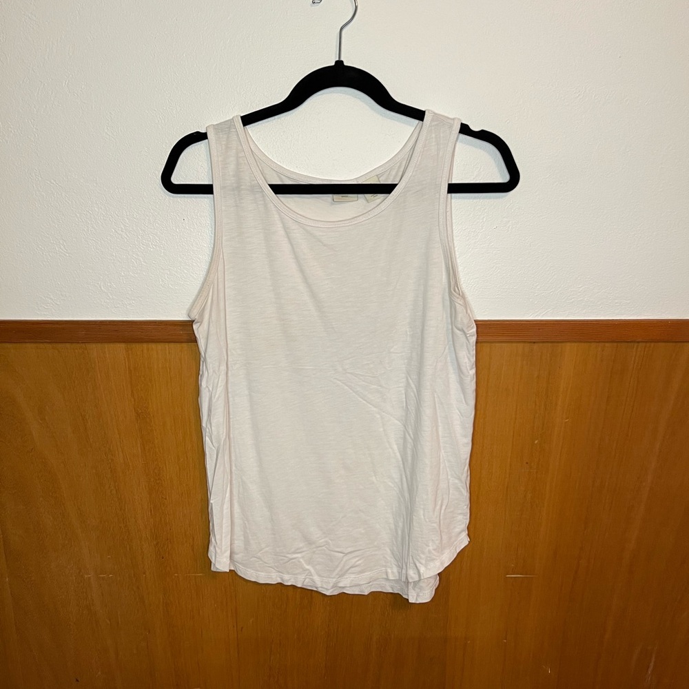 White tank